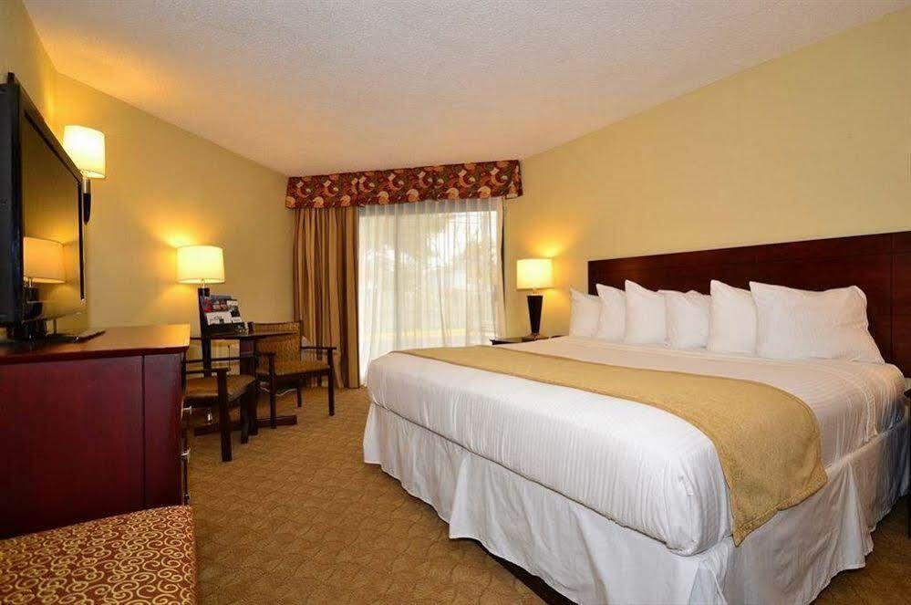 בילוקסי Best Western Oak Manor מראה חיצוני תמונה
